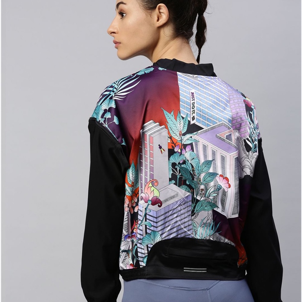 Nike Reversible Japanese Graphic Satin Running Bomber Jacket